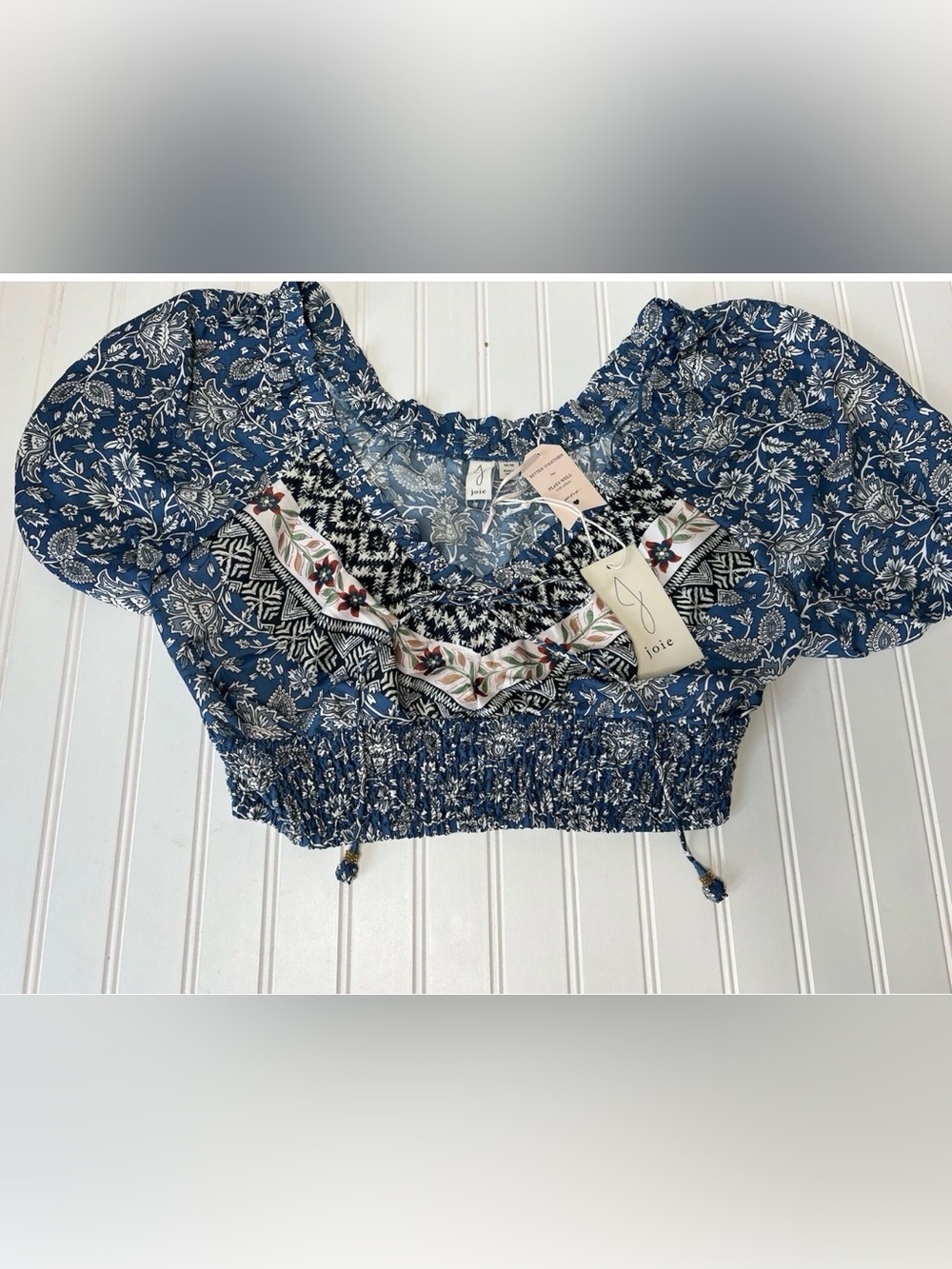 Joie Smocked Puff Sleeve Cropped Blouse Tassel Top Medium NEW. 1254
